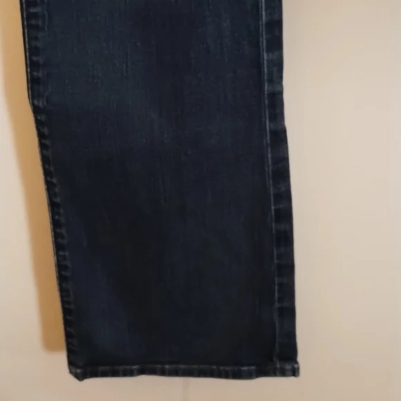 LUCKY BRAND BROOKE BOOT Jeans, EUC, Slim boot cut legs. - Picture 7 of 12